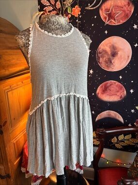 POL Gray Tank Top with White Lace Trim